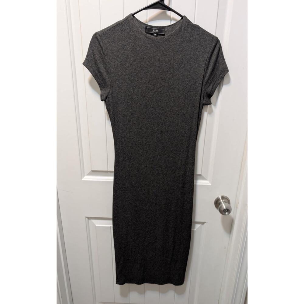 Vibe Sportswear Form-Fitting Dress Size M Dark Gray Stretch Slimming Casual
